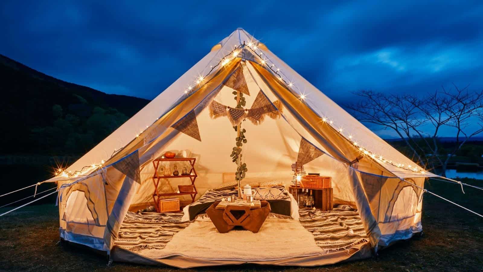 2025 Glamping 攻略指南:第一次玩 Glamping 就上手! 2 Glamping 豪華帳篷