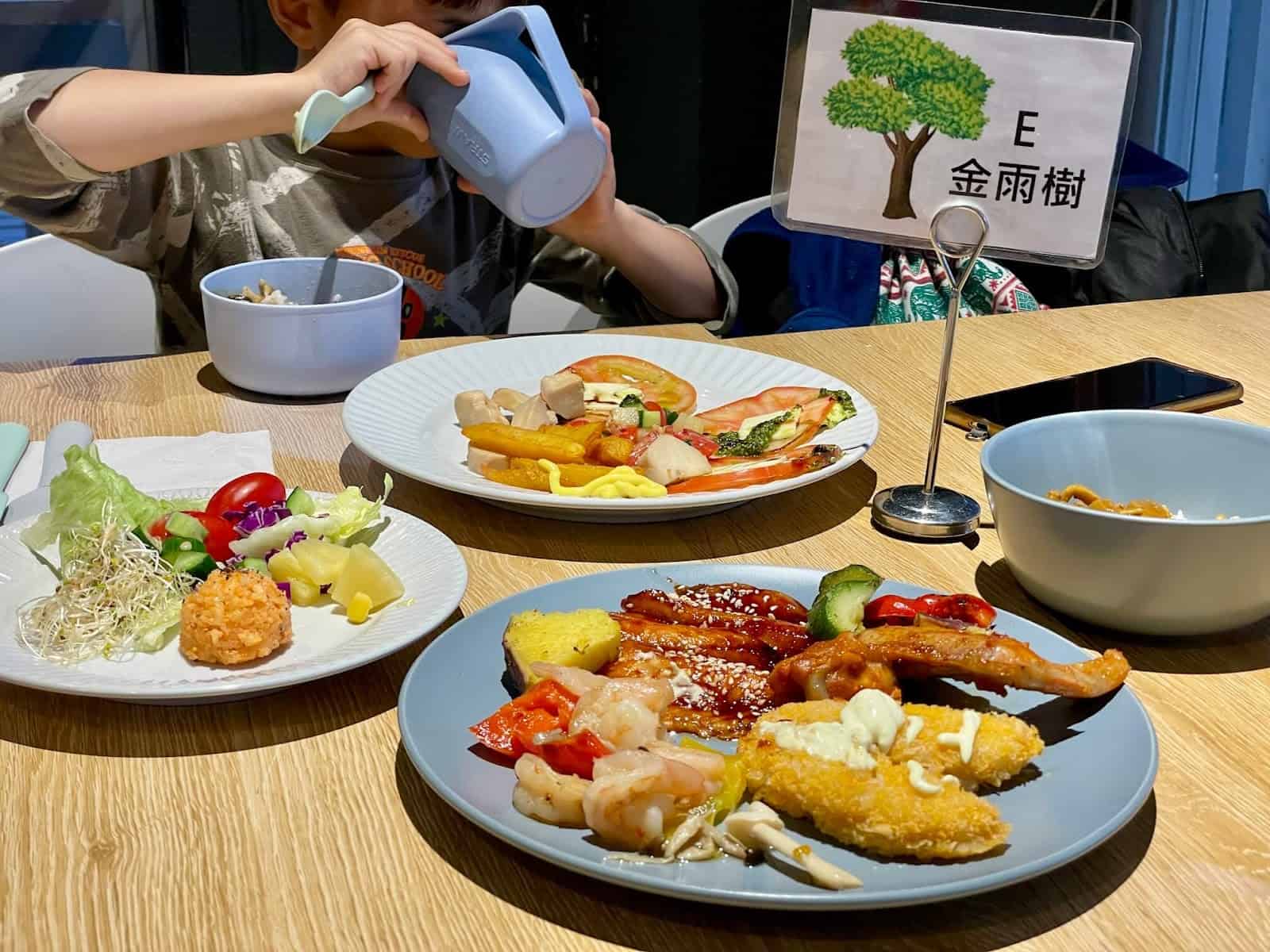 台中太平露營區【山中靜靜】豪華露營,開箱體驗 33 AD 4nXeJbvNdSAYHo6ZYTwxr6yrs mnea4E1B2p3tvsTXvO ta9rdUncOG61NMW7